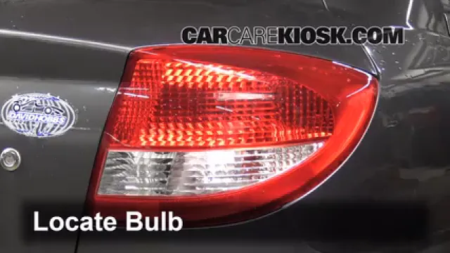 2004 Kia Rio 1.6L 4 Cyl. Lights Turn Signal - Rear (replace bulb)